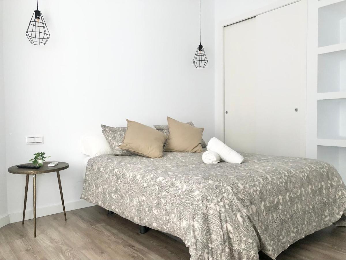 Suites La Merced Малага Экстерьер фото