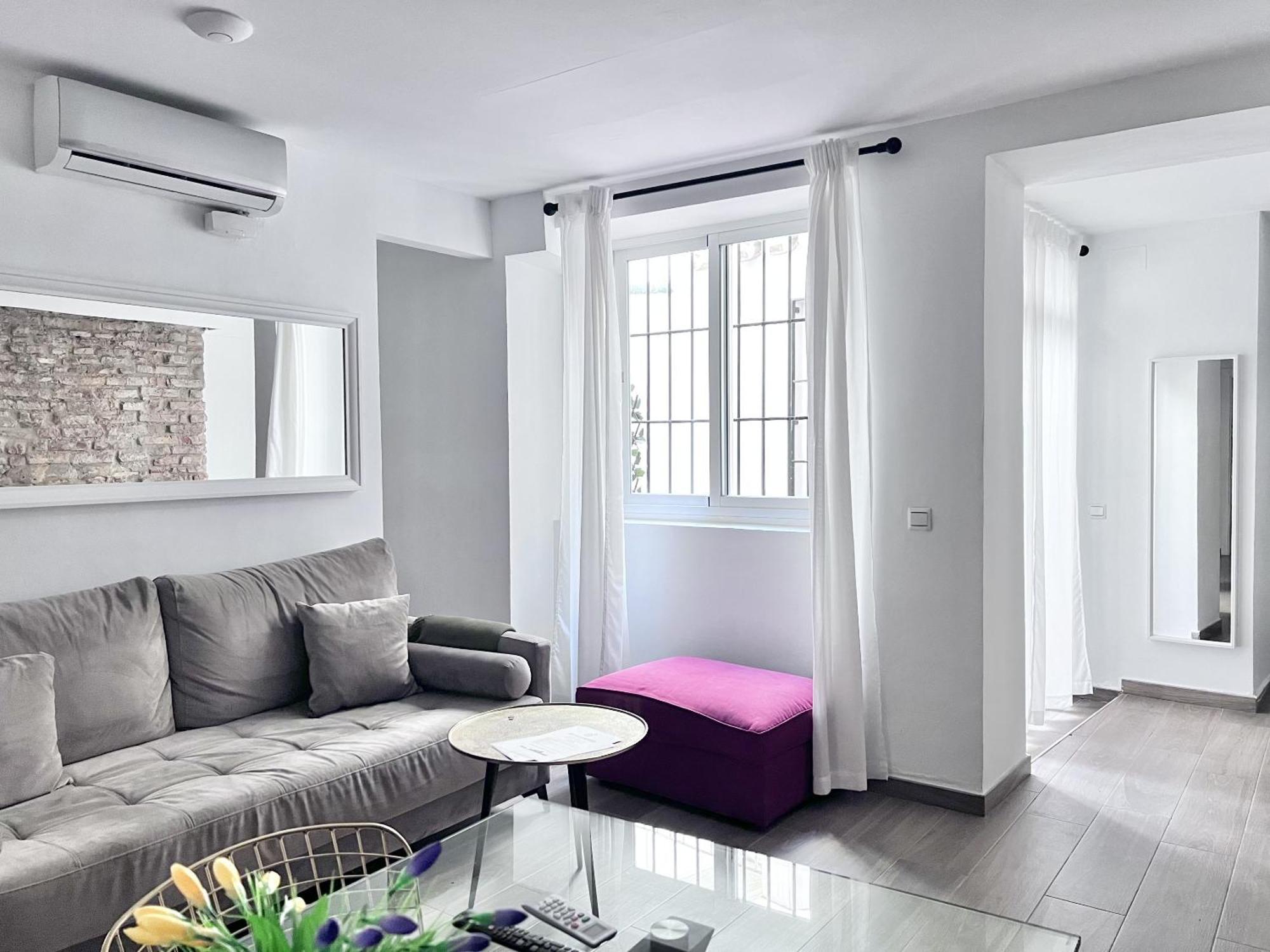 Suites La Merced Малага Экстерьер фото